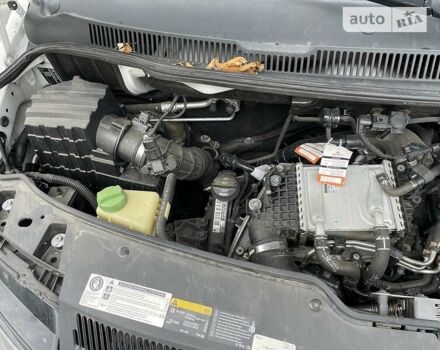 Білий Фольксваген Transporter, об'ємом двигуна 2 л та пробігом 210 тис. км за 16800 $, фото 11 на Automoto.ua