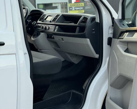 Білий Фольксваген Transporter, об'ємом двигуна 2 л та пробігом 253 тис. км за 18900 $, фото 37 на Automoto.ua