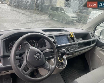 Белый Фольксваген Transporter, объемом двигателя 2 л и пробегом 241 тыс. км за 17500 $, фото 6 на Automoto.ua