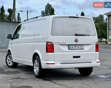 Белый Фольксваген Transporter, объемом двигателя 1.97 л и пробегом 313 тыс. км за 19500 $, фото 3 на Automoto.ua