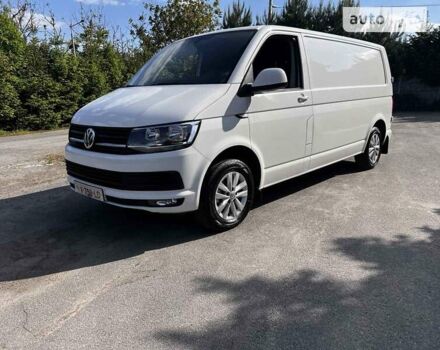 Белый Фольксваген Transporter, объемом двигателя 2 л и пробегом 198 тыс. км за 17500 $, фото 1 на Automoto.ua