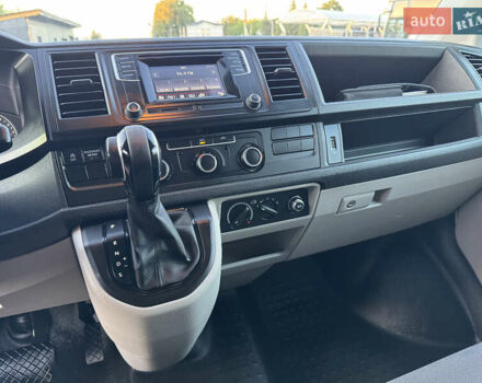 Білий Фольксваген Transporter, об'ємом двигуна 2 л та пробігом 253 тис. км за 18900 $, фото 32 на Automoto.ua