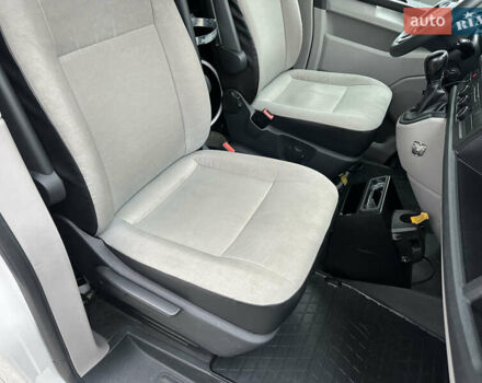 Білий Фольксваген Transporter, об'ємом двигуна 2 л та пробігом 226 тис. км за 29999 $, фото 23 на Automoto.ua