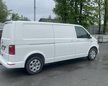 Белый Фольксваген Transporter, объемом двигателя 2 л и пробегом 241 тыс. км за 17500 $, фото 3 на Automoto.ua