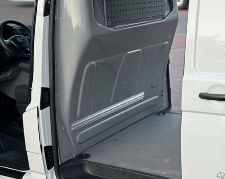 Білий Фольксваген Transporter, об'ємом двигуна 2 л та пробігом 253 тис. км за 18900 $, фото 40 на Automoto.ua