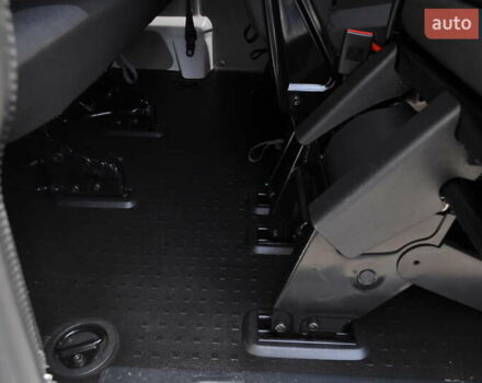 Белый Фольксваген Transporter, объемом двигателя 2 л и пробегом 210 тыс. км за 24800 $, фото 42 на Automoto.ua