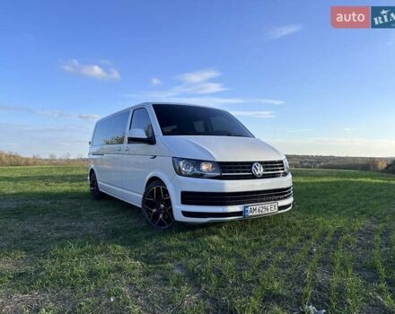 Белый Фольксваген Transporter, объемом двигателя 2 л и пробегом 306 тыс. км за 34500 $, фото 1 на Automoto.ua