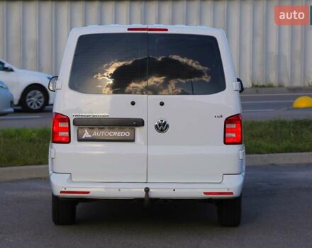 Білий Фольксваген Transporter, об'ємом двигуна 2 л та пробігом 321 тис. км за 19900 $, фото 4 на Automoto.ua