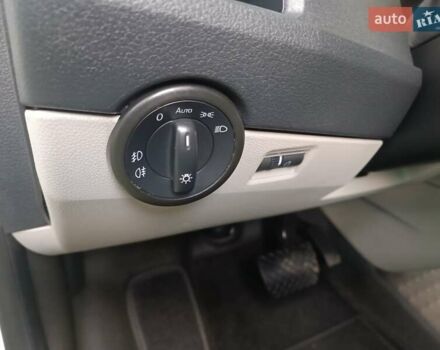 Білий Фольксваген Transporter, об'ємом двигуна 2 л та пробігом 243 тис. км за 24200 $, фото 7 на Automoto.ua