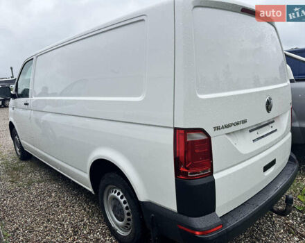 Белый Фольксваген Transporter, объемом двигателя 2 л и пробегом 251 тыс. км за 19000 $, фото 2 на Automoto.ua