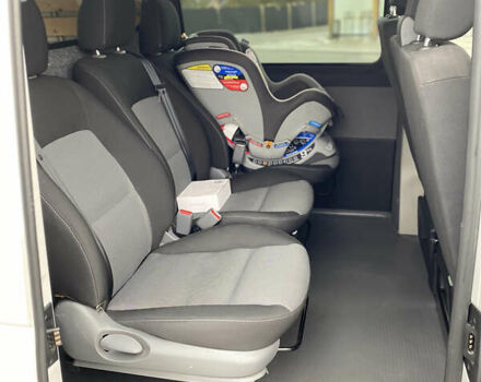 Білий Фольксваген Transporter, об'ємом двигуна 1.97 л та пробігом 250 тис. км за 24500 $, фото 2 на Automoto.ua