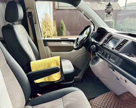 Білий Фольксваген Transporter, об'ємом двигуна 2 л та пробігом 238 тис. км за 31500 $, фото 22 на Automoto.ua