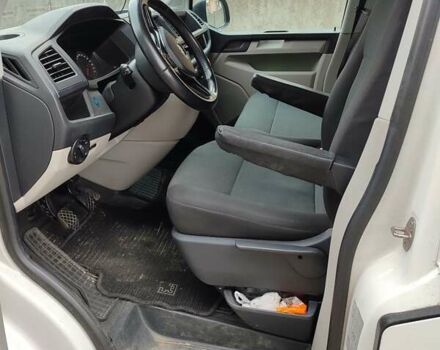 Фольксваген Transporter 2018 в Борисполе на Automoto.ua Белый Фольксваген Transporter, объемом двигателя 2 л и пробегом 197 тыс. км за 31672 $, фото 7 на Automoto.ua