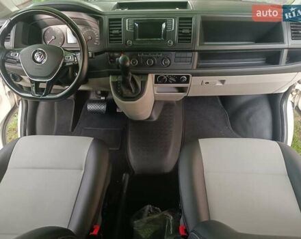 Білий Фольксваген Transporter, об'ємом двигуна 2 л та пробігом 243 тис. км за 24200 $, фото 3 на Automoto.ua