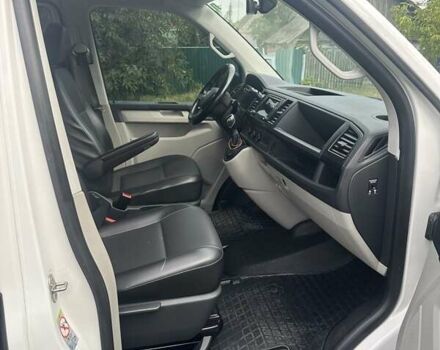 Белый Фольксваген Transporter, объемом двигателя 1.97 л и пробегом 199 тыс. км за 32500 $, фото 3 на Automoto.ua