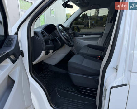 Белый Фольксваген Transporter, объемом двигателя 2 л и пробегом 253 тыс. км за 23555 $, фото 39 на Automoto.ua