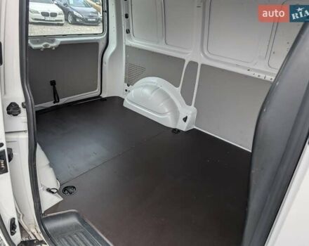 Белый Фольксваген Transporter, объемом двигателя 2 л и пробегом 278 тыс. км за 17550 $, фото 13 на Automoto.ua