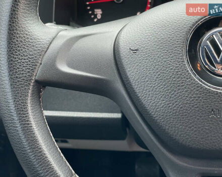 Білий Фольксваген Transporter, об'ємом двигуна 2 л та пробігом 228 тис. км за 25955 $, фото 46 на Automoto.ua