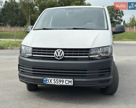 Белый Фольксваген Transporter, объемом двигателя 2 л и пробегом 230 тыс. км за 20999 $, фото 4 на Automoto.ua