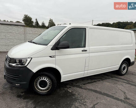 Білий Фольксваген Transporter, об'ємом двигуна 2 л та пробігом 252 тис. км за 18750 $, фото 1 на Automoto.ua