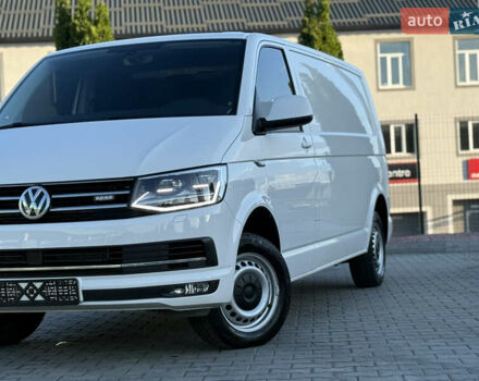 Белый Фольксваген Transporter, объемом двигателя 2 л и пробегом 253 тыс. км за 23555 $, фото 3 на Automoto.ua