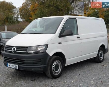 Белый Фольксваген Transporter, объемом двигателя 2 л и пробегом 278 тыс. км за 17550 $, фото 3 на Automoto.ua