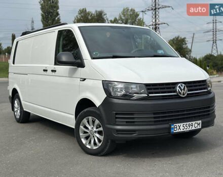 Белый Фольксваген Transporter, объемом двигателя 1.97 л и пробегом 234 тыс. км за 20500 $, фото 1 на Automoto.ua
