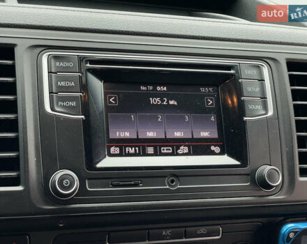 Білий Фольксваген Transporter, об'ємом двигуна 2 л та пробігом 228 тис. км за 25955 $, фото 58 на Automoto.ua