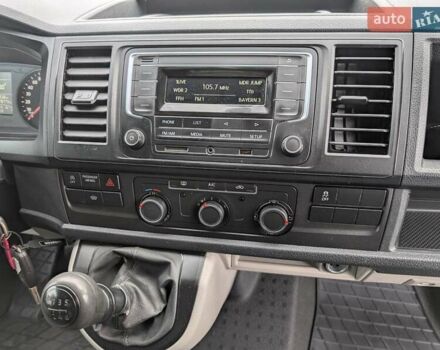 Белый Фольксваген Transporter, объемом двигателя 2 л и пробегом 278 тыс. км за 17550 $, фото 36 на Automoto.ua