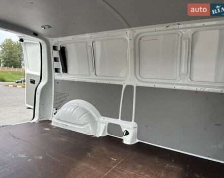 Белый Фольксваген Transporter, объемом двигателя 2 л и пробегом 230 тыс. км за 20999 $, фото 42 на Automoto.ua