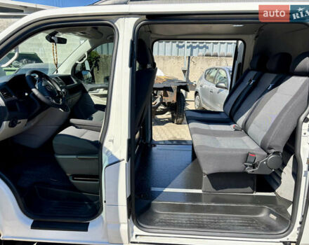 Белый Фольксваген Transporter, объемом двигателя 2 л и пробегом 230 тыс. км за 26500 $, фото 33 на Automoto.ua