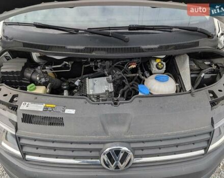 Белый Фольксваген Transporter, объемом двигателя 2 л и пробегом 278 тыс. км за 17550 $, фото 39 на Automoto.ua