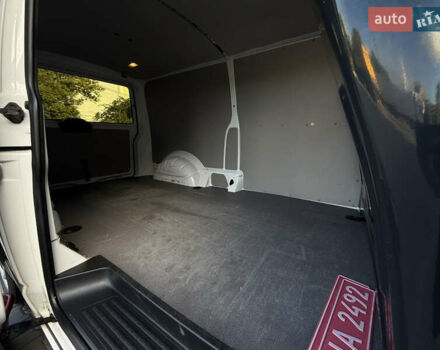 Белый Фольксваген Transporter, объемом двигателя 2 л и пробегом 253 тыс. км за 23555 $, фото 72 на Automoto.ua