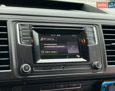 Білий Фольксваген Transporter, об'ємом двигуна 2 л та пробігом 228 тис. км за 25955 $, фото 59 на Automoto.ua