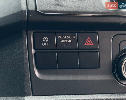 Білий Фольксваген Transporter, об'ємом двигуна 2 л та пробігом 228 тис. км за 25955 $, фото 52 на Automoto.ua