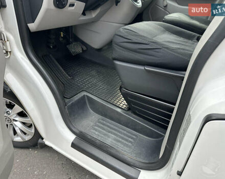 Белый Фольксваген Transporter, объемом двигателя 1.97 л и пробегом 234 тыс. км за 20500 $, фото 9 на Automoto.ua