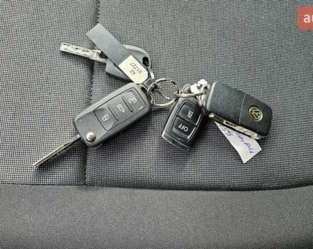 Белый Фольксваген Transporter, объемом двигателя 2 л и пробегом 290 тыс. км за 21300 $, фото 22 на Automoto.ua