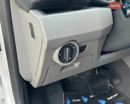 Белый Фольксваген Transporter, объемом двигателя 2 л и пробегом 190 тыс. км за 26900 $, фото 14 на Automoto.ua