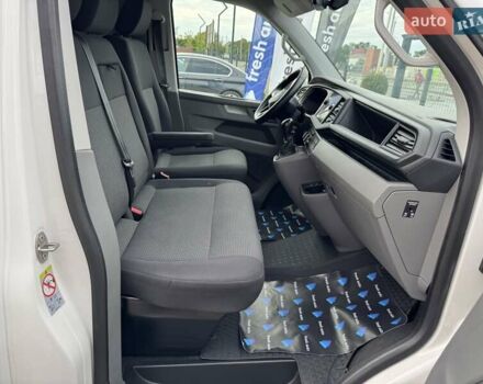 Белый Фольксваген Transporter, объемом двигателя 2 л и пробегом 153 тыс. км за 32900 $, фото 30 на Automoto.ua