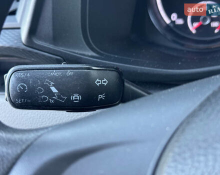 Белый Фольксваген Transporter, объемом двигателя 2 л и пробегом 300 тыс. км за 26500 $, фото 9 на Automoto.ua