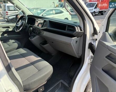 Білий Фольксваген Transporter, об'ємом двигуна 1.97 л та пробігом 270 тис. км за 22900 $, фото 18 на Automoto.ua