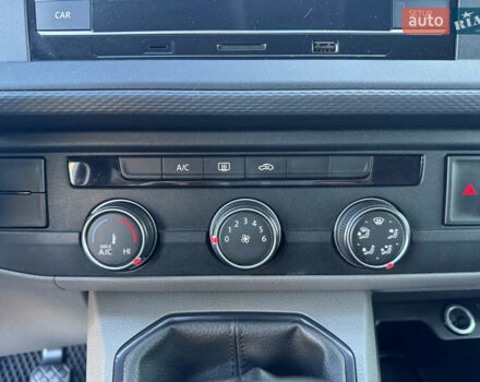 Белый Фольксваген Transporter, объемом двигателя 2 л и пробегом 300 тыс. км за 26500 $, фото 11 на Automoto.ua