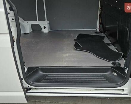 Белый Фольксваген Transporter, объемом двигателя 1.97 л и пробегом 276 тыс. км за 25550 $, фото 36 на Automoto.ua