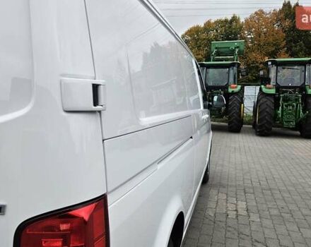 Белый Фольксваген Transporter, объемом двигателя 1.97 л и пробегом 276 тыс. км за 25550 $, фото 6 на Automoto.ua