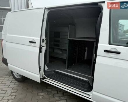 Белый Фольксваген Transporter, объемом двигателя 1.97 л и пробегом 57 тыс. км за 32900 $, фото 3 на Automoto.ua