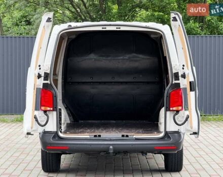 Білий Фольксваген Transporter, об'ємом двигуна 2 л та пробігом 176 тис. км за 23499 $, фото 23 на Automoto.ua
