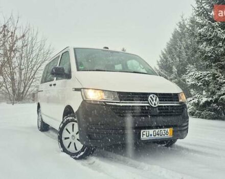 Белый Фольксваген Transporter, объемом двигателя 2 л и пробегом 224 тыс. км за 28800 $, фото 1 на Automoto.ua