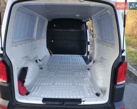 Белый Фольксваген Transporter, объемом двигателя 2 л и пробегом 213 тыс. км за 19999 $, фото 29 на Automoto.ua