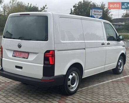 Белый Фольксваген Transporter, объемом двигателя 2 л и пробегом 172 тыс. км за 24500 $, фото 2 на Automoto.ua