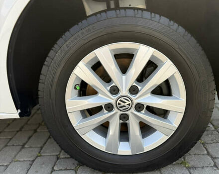 Белый Фольксваген Transporter, объемом двигателя 2 л и пробегом 194 тыс. км за 26350 $, фото 121 на Automoto.ua